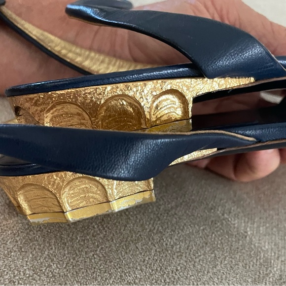 Beautiful Salvatore Ferragamo Sandals - Picture 8 of 9